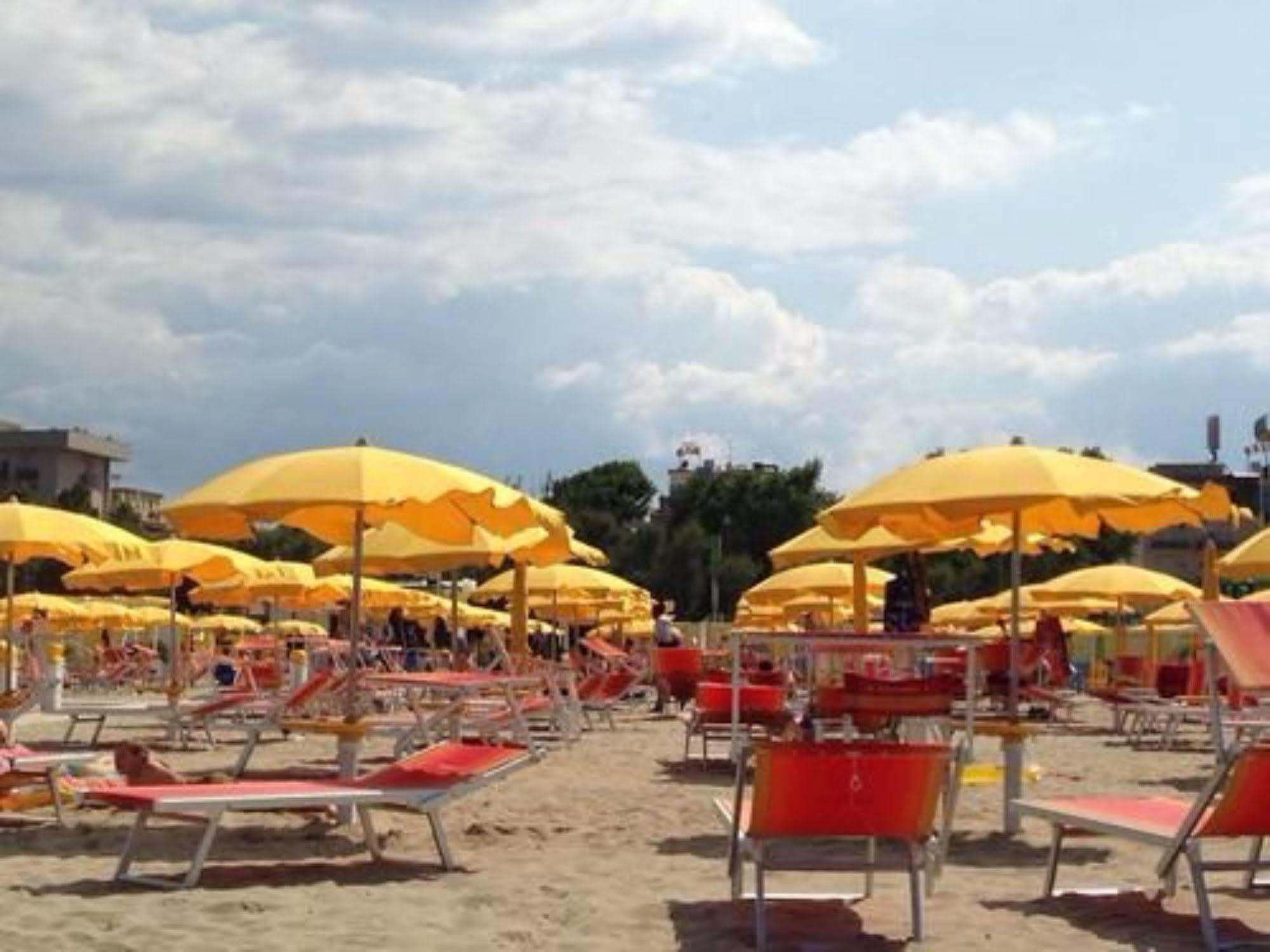 Hotel Elisir Rimini Eksteriør billede