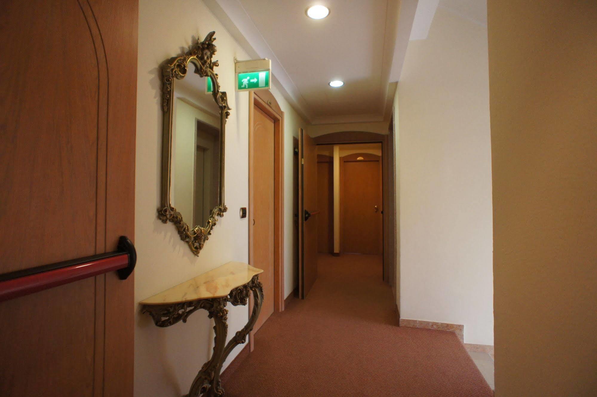 Hotel Elisir Rimini Eksteriør billede